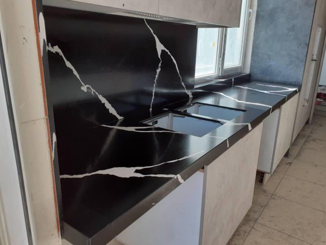 رنگ بندی کوارتز