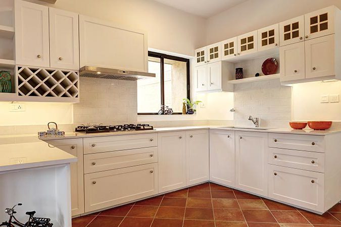 The effect of water on the cabinet تاثیر آب روی کابینت