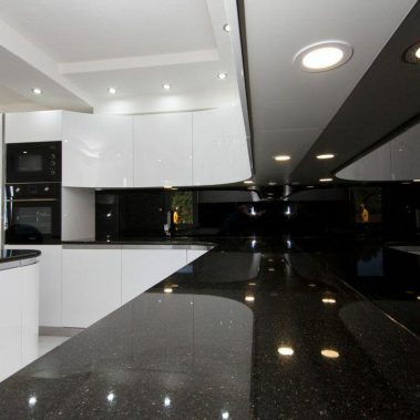 سختی سنگ کورین