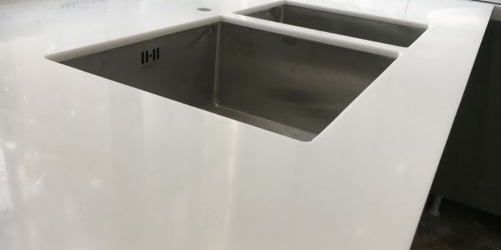 راهنمای نگهداری سنگ کورین | فراسنگ