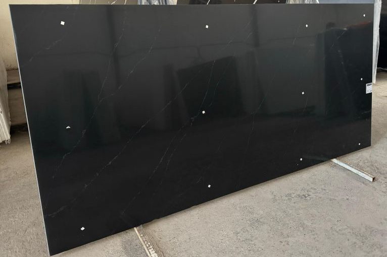 سنگ کوارتز توتم – فراسنگ معرفی سنگ کوارتز توتم | خرید سنگ کوارتز | فراسنگ