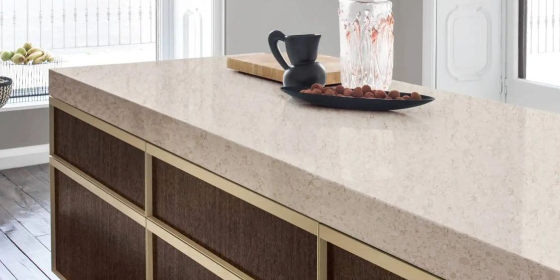 تفاوت های سنگ کورین اصل و تقلبی تفاوت های سنگ کورین اصل و تقلبی | فراسنگ